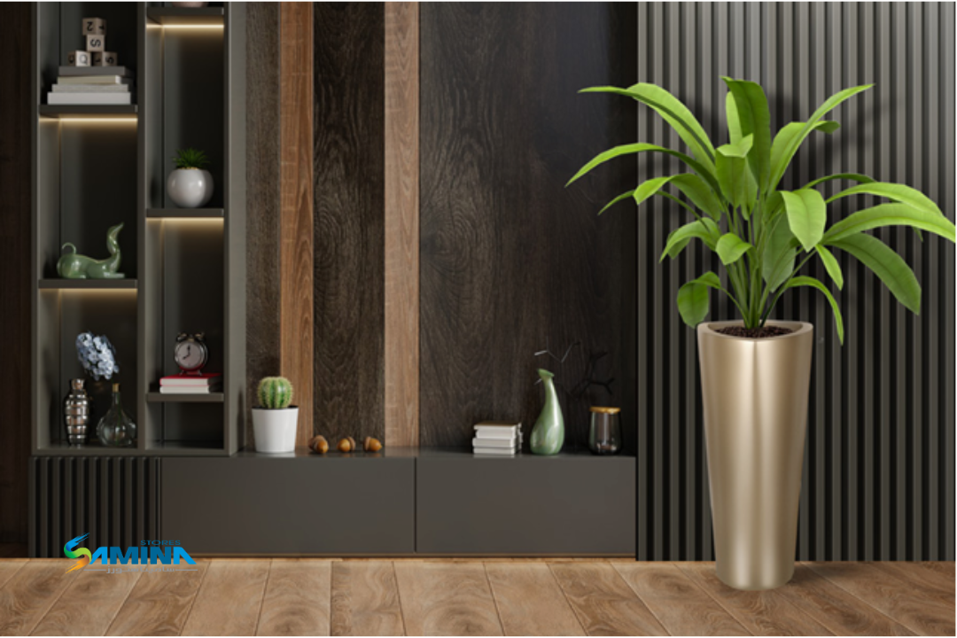 احواض نباتات ديكوري  TRIANGOLO GRP  من  Kenzi Botanics مصنوع من فايبر جلاس  مناسب للاستخدام الداخلي والخارجي ومقاوم للعوامل الجوية.